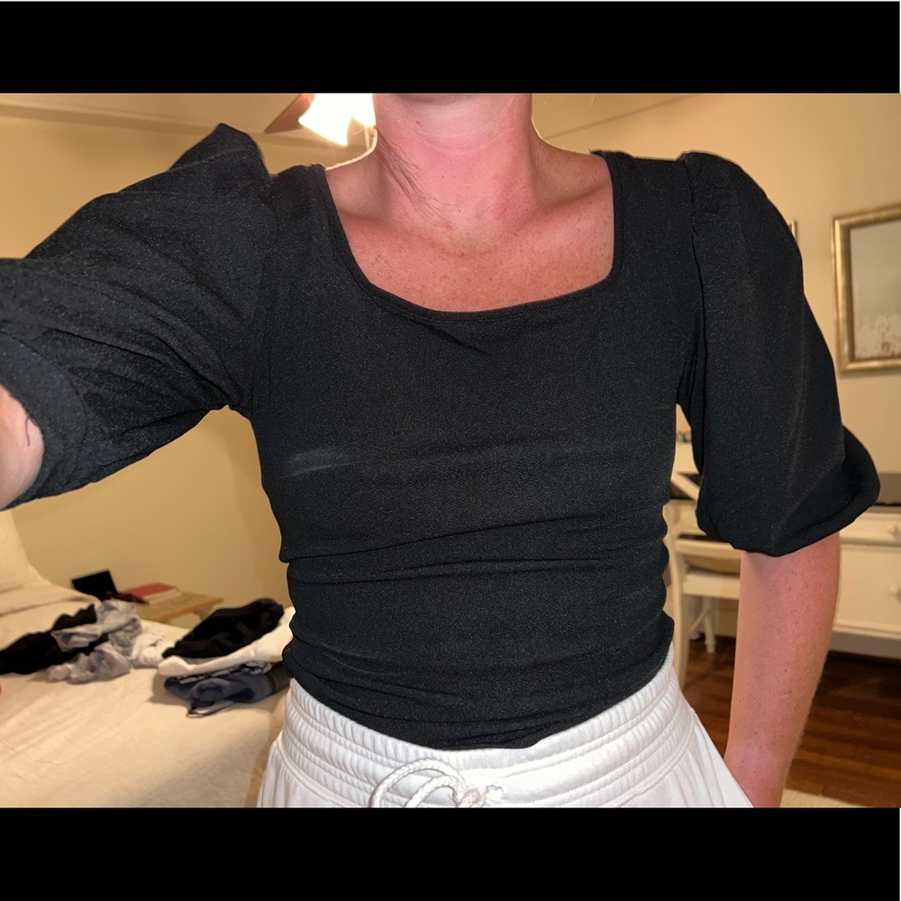 Puff sleeve top
